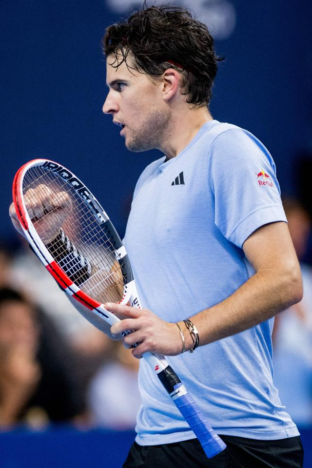 开云体育-西班牙队前途光明！，德约科维奇新星重要助攻表现突出引发球迷热议-开云体育